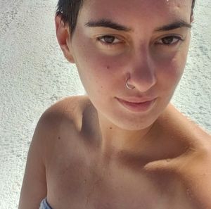 Meet your Posher, Kima